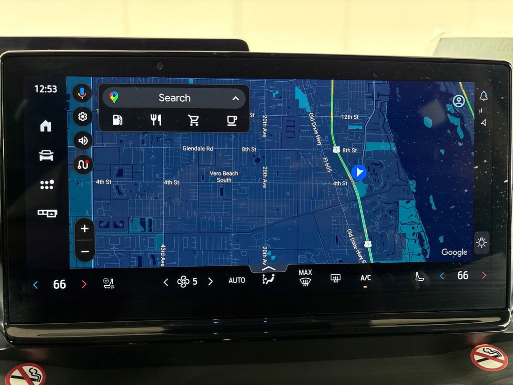 Certified 2025 Ford Expedition Platinum image 25