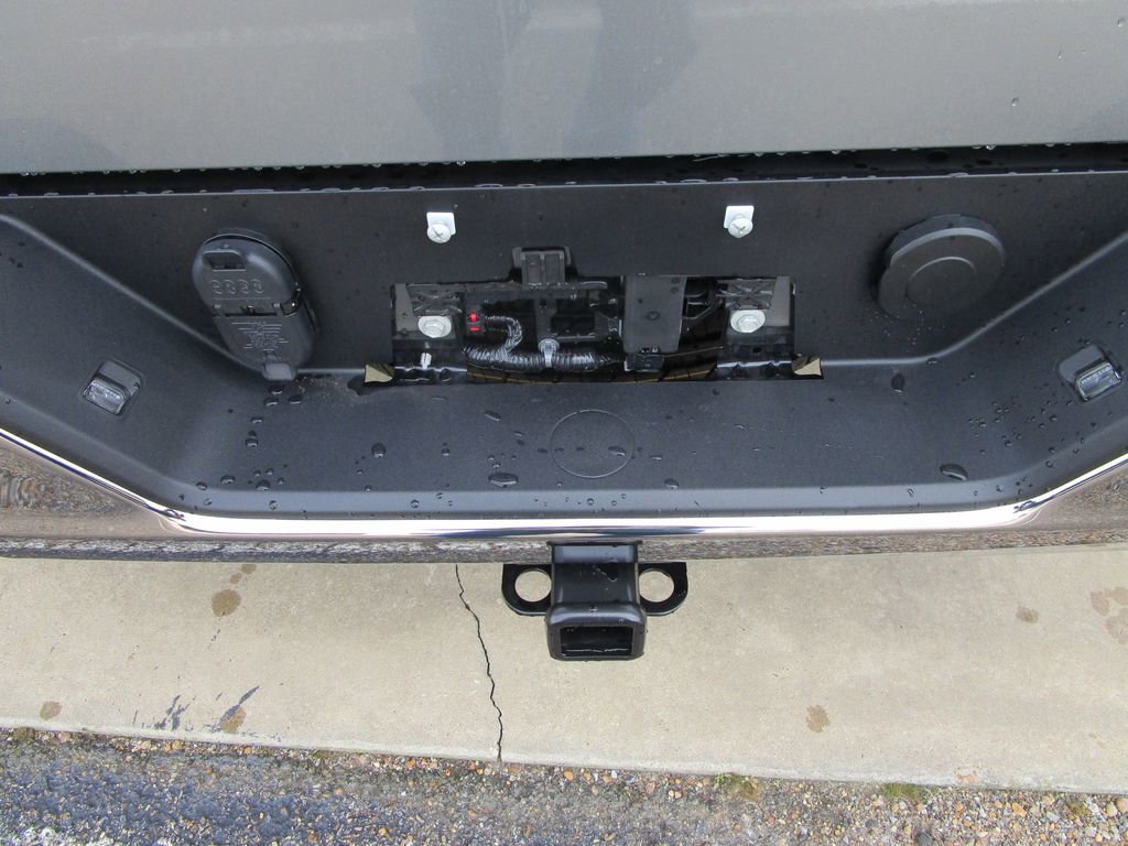 New 2026 GMC Sierra 1500 SLE image 12