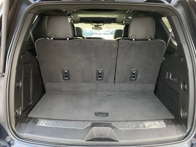 Used 2023 GMC Yukon Denali image 6