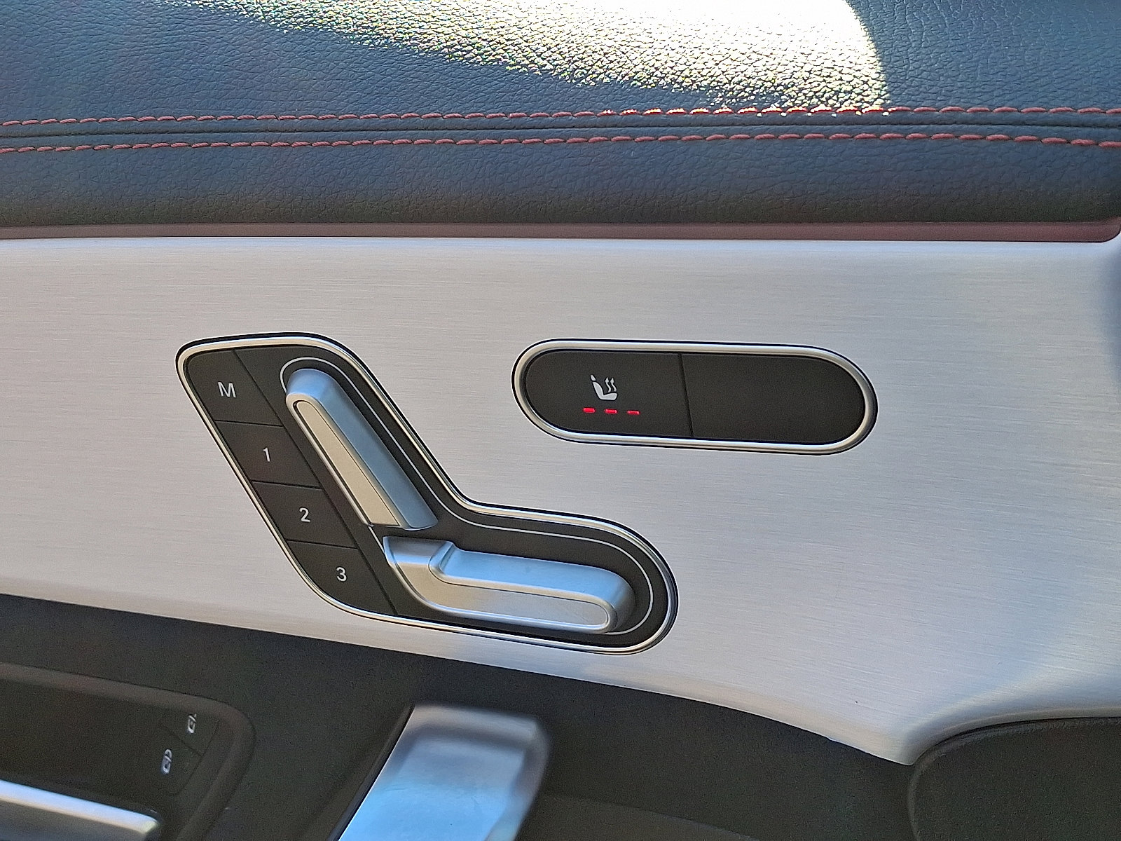 Used 2023 Mercedes-Benz CLA 250 4MATIC image 23