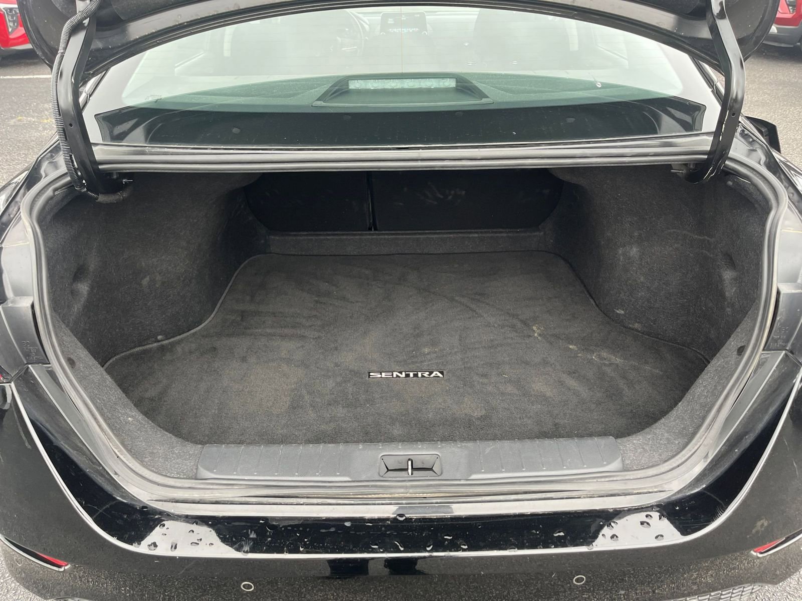 Used 2025 Nissan Sentra SV image 25