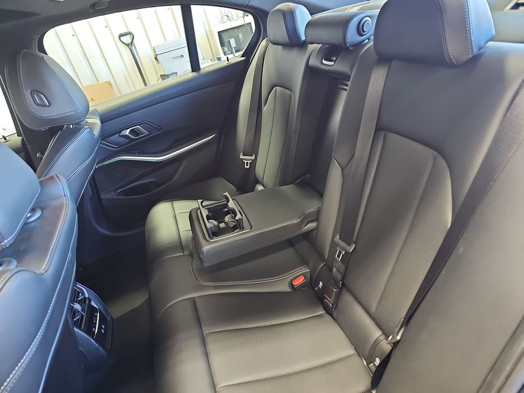 Used 2025 BMW 330i xDrive Sedan image 13
