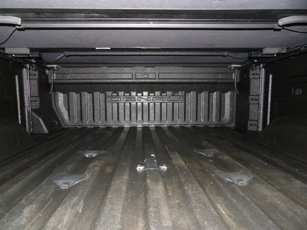 Used 2023 GMC Sierra 3500 Denali w/ Technology Package image 39