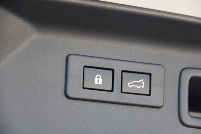 Used 2025 Subaru Forester Premium AWD/4WD image 37
