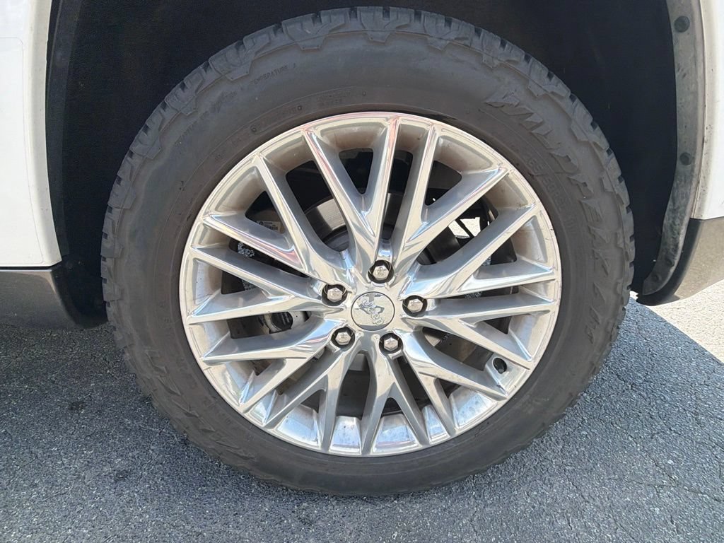 Used 2017 Jeep Grand Cherokee Summit AWD/4WD image 20