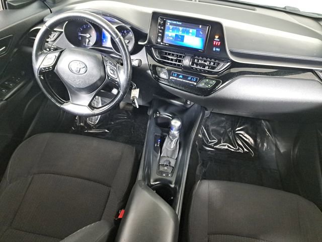 Used 2018 Toyota C-HR XLE image 15