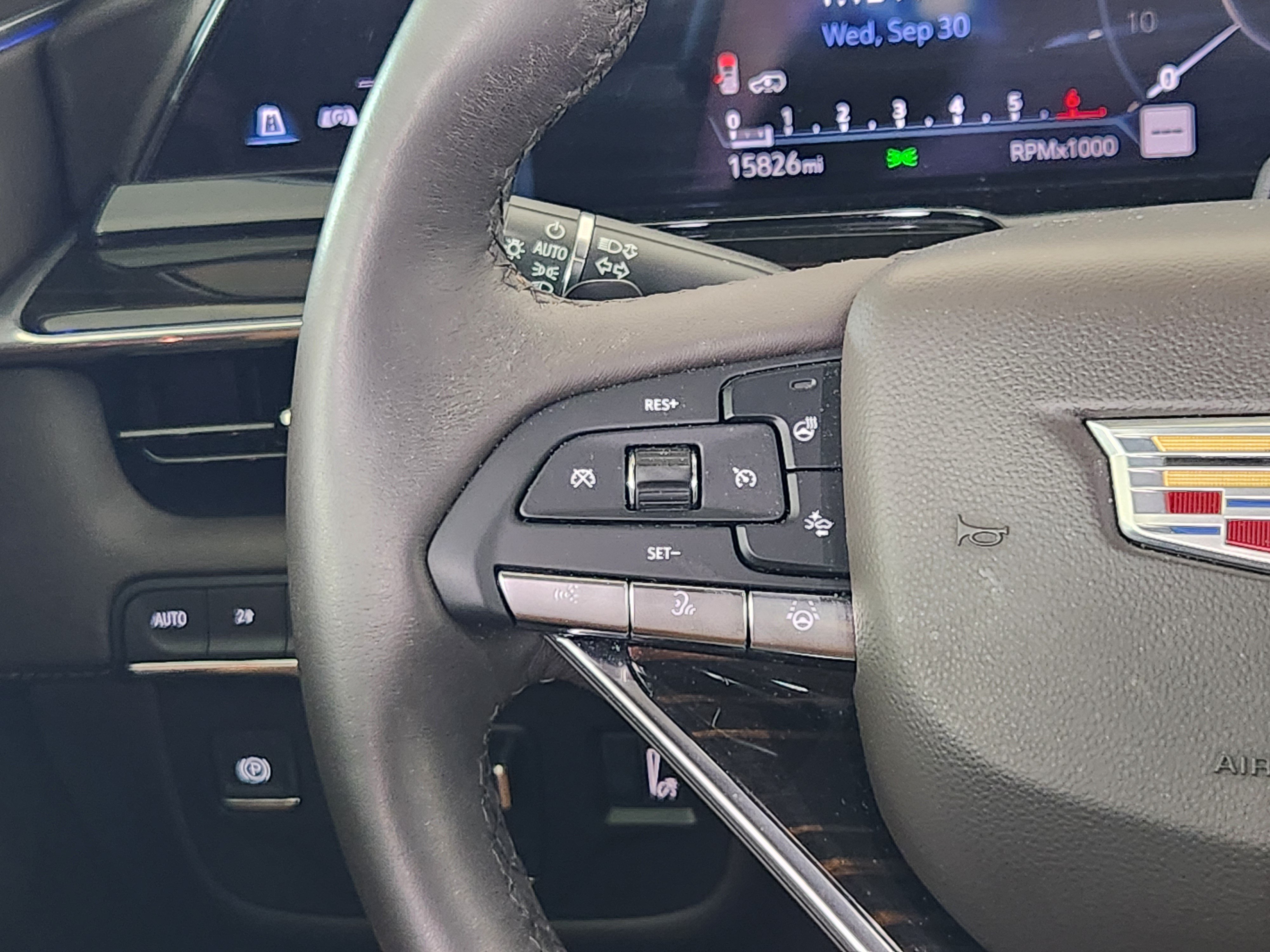 Used 2024 Cadillac Escalade Sport w/ Touring Package AWD/4WD image 30