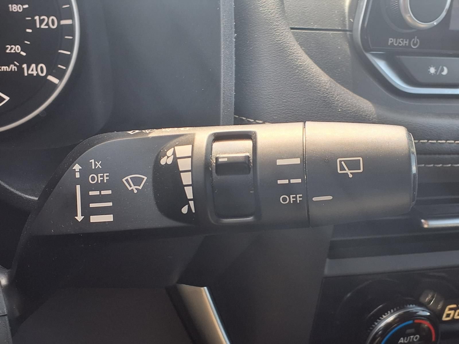 Used 2025 Nissan Rogue SV AWD/4WD image 17