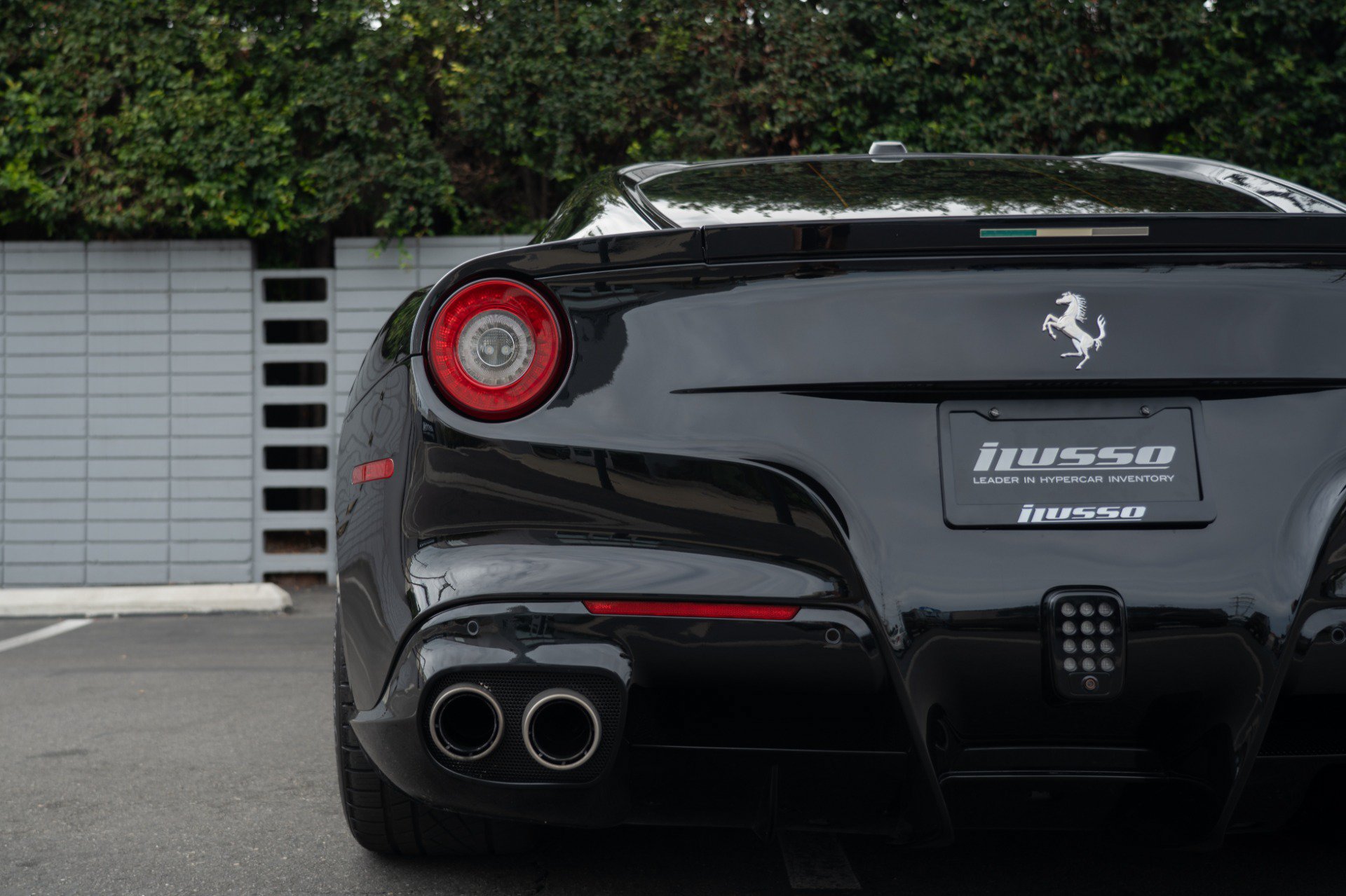 Used 2014 Ferrari F12 Berlinetta RWD image 30