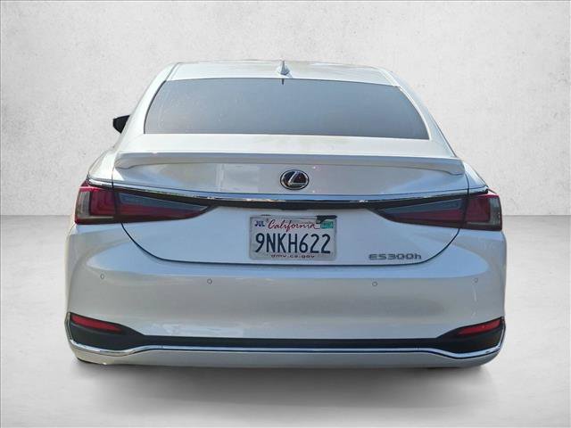Used 2024 Lexus ES 300h w/ Premium Package FWD image 7