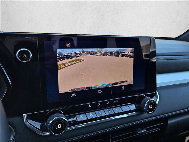 Used 2023 Chevrolet Colorado LT w/ LT Convenience Package AWD/4WD image 13