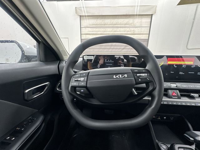 New 2026 Kia K4 LXS image 12