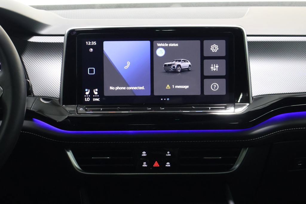 Used 2024 Volkswagen Atlas Cross Sport SEL Premium R-Line image 19