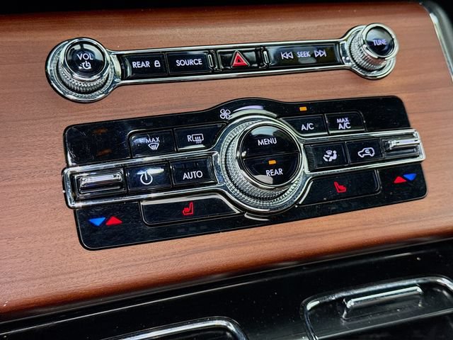 Used 2023 Lincoln Aviator Reserve RWD image 16