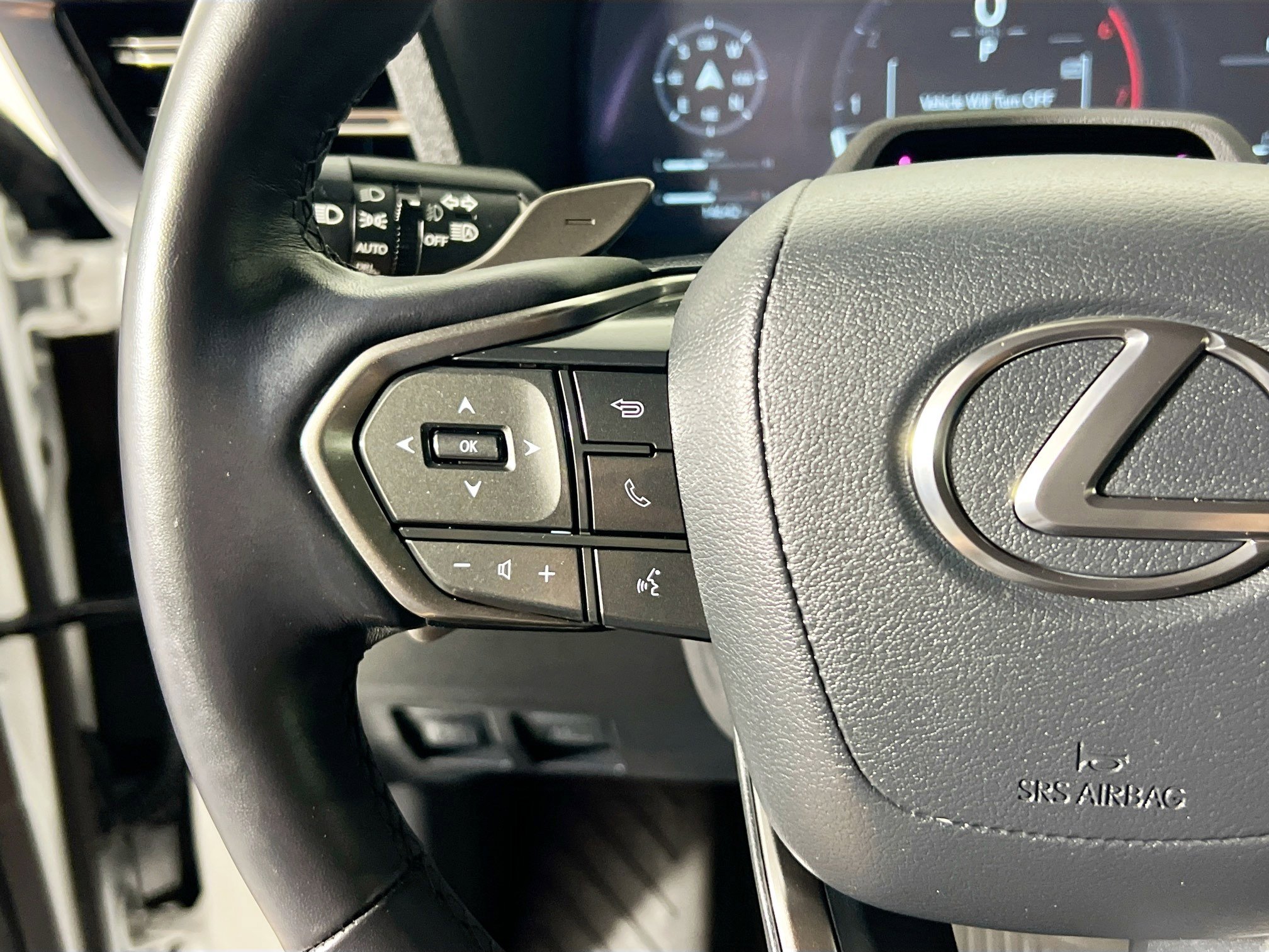 Used 2024 Lexus GX 550 w/ Accessory Package (Z1) AWD/4WD image 18