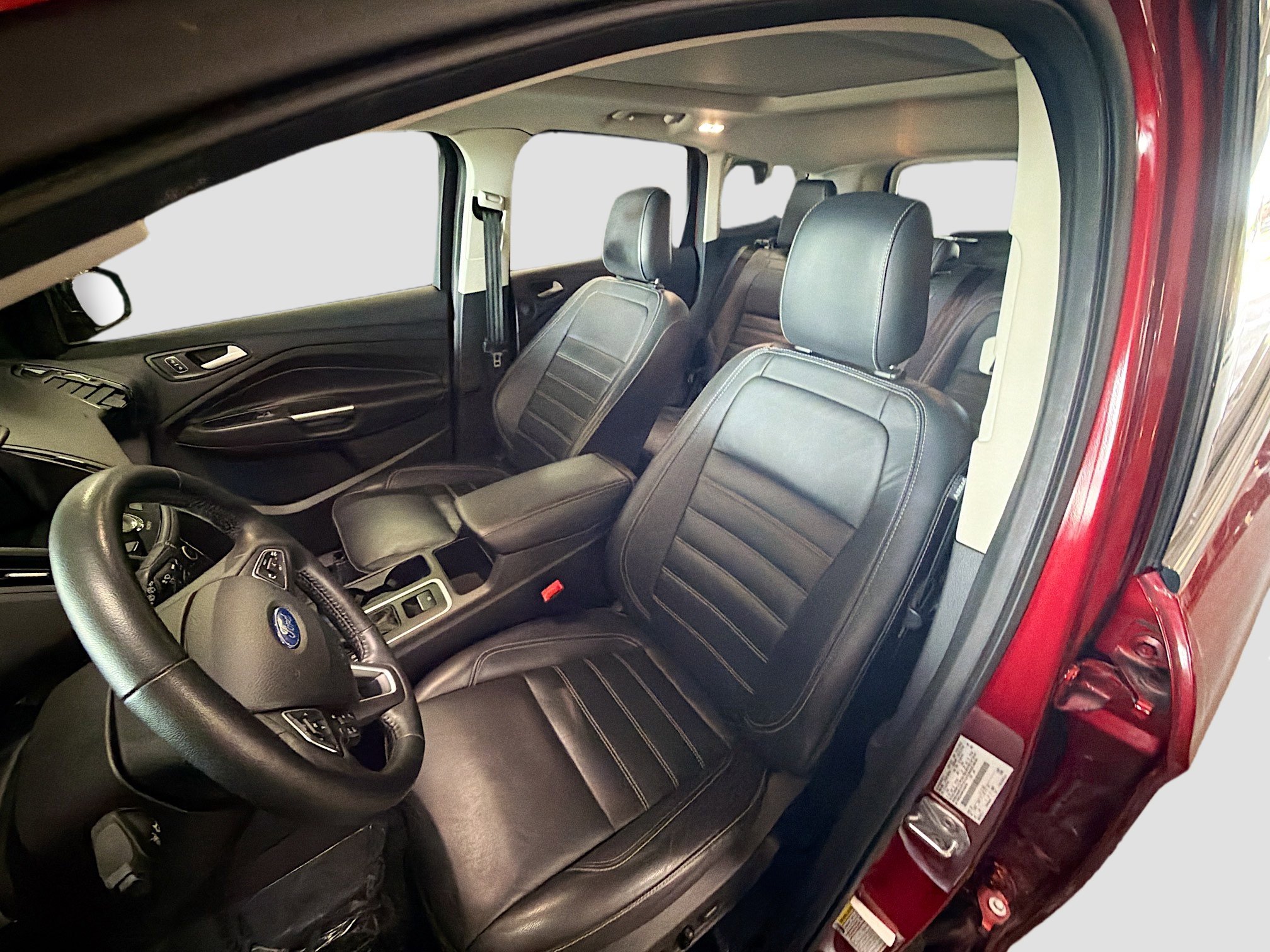 Used 2019 Ford Escape Titanium AWD/4WD image 13