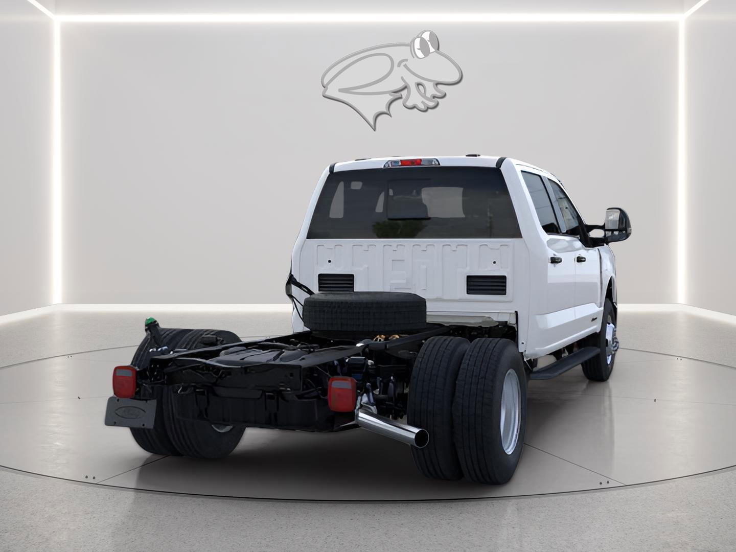 New 2026 Ford F350 XL w/ XL Chrome Package image 7