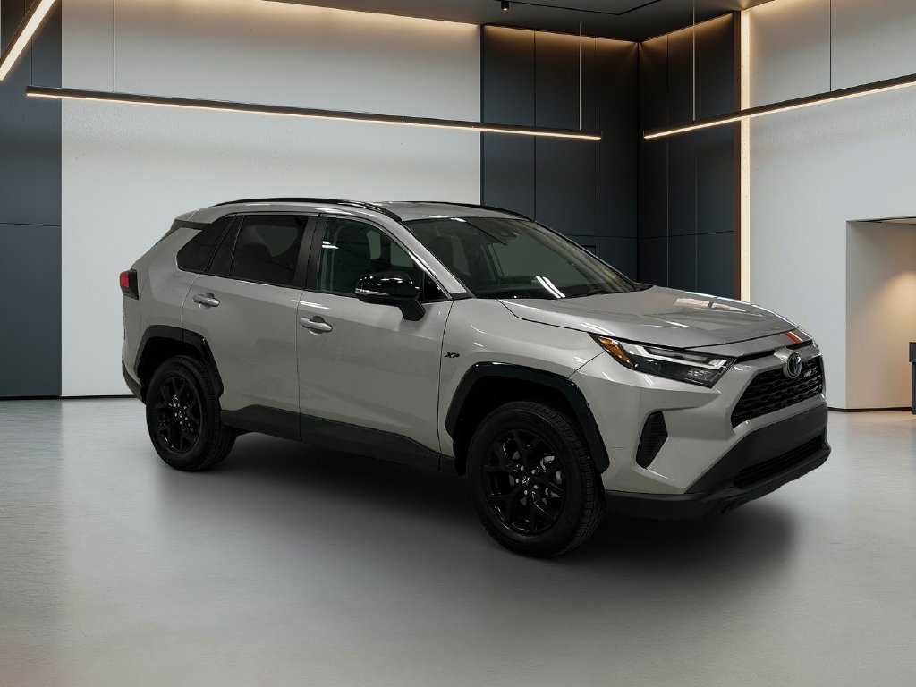 Used 2023 Toyota RAV4 XLE AWD/4WD image 8