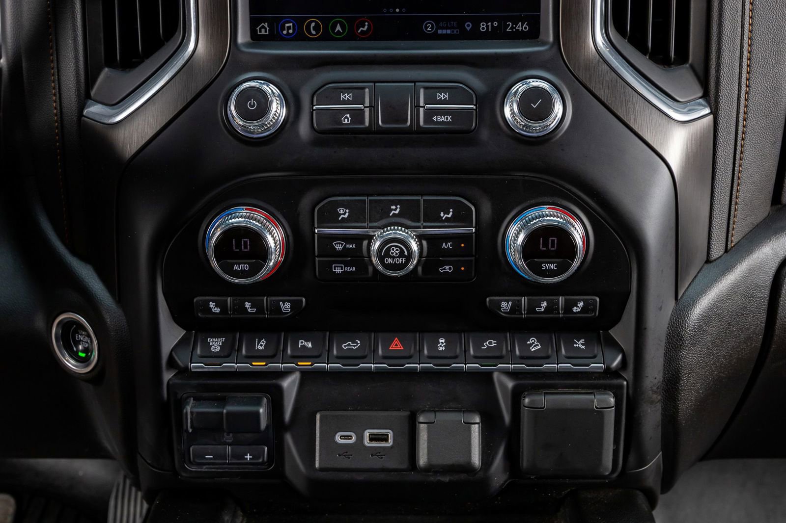Used 2021 GMC Sierra 2500 AT4 w/ AT4 Premium Plus Package AWD/4WD image 26