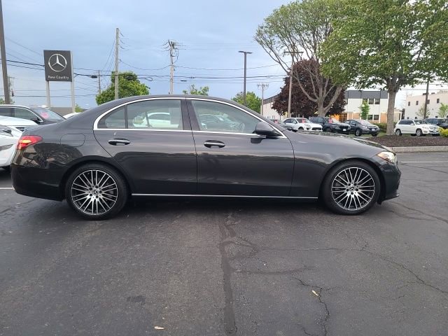 Used 2022 Mercedes-Benz C 300 4MATIC Sedan image 2