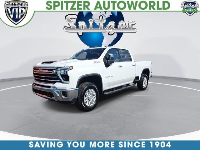 Used 2024 Chevrolet Silverado 2500 LTZ w/ LTZ Plus Package AWD/4WD image 4