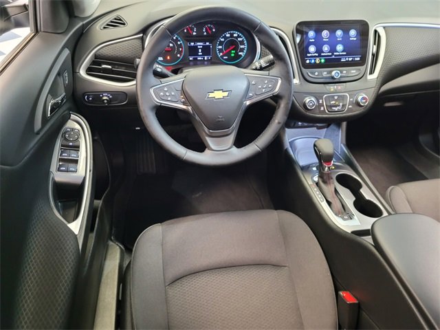 Used 2025 Chevrolet Malibu RS image 13