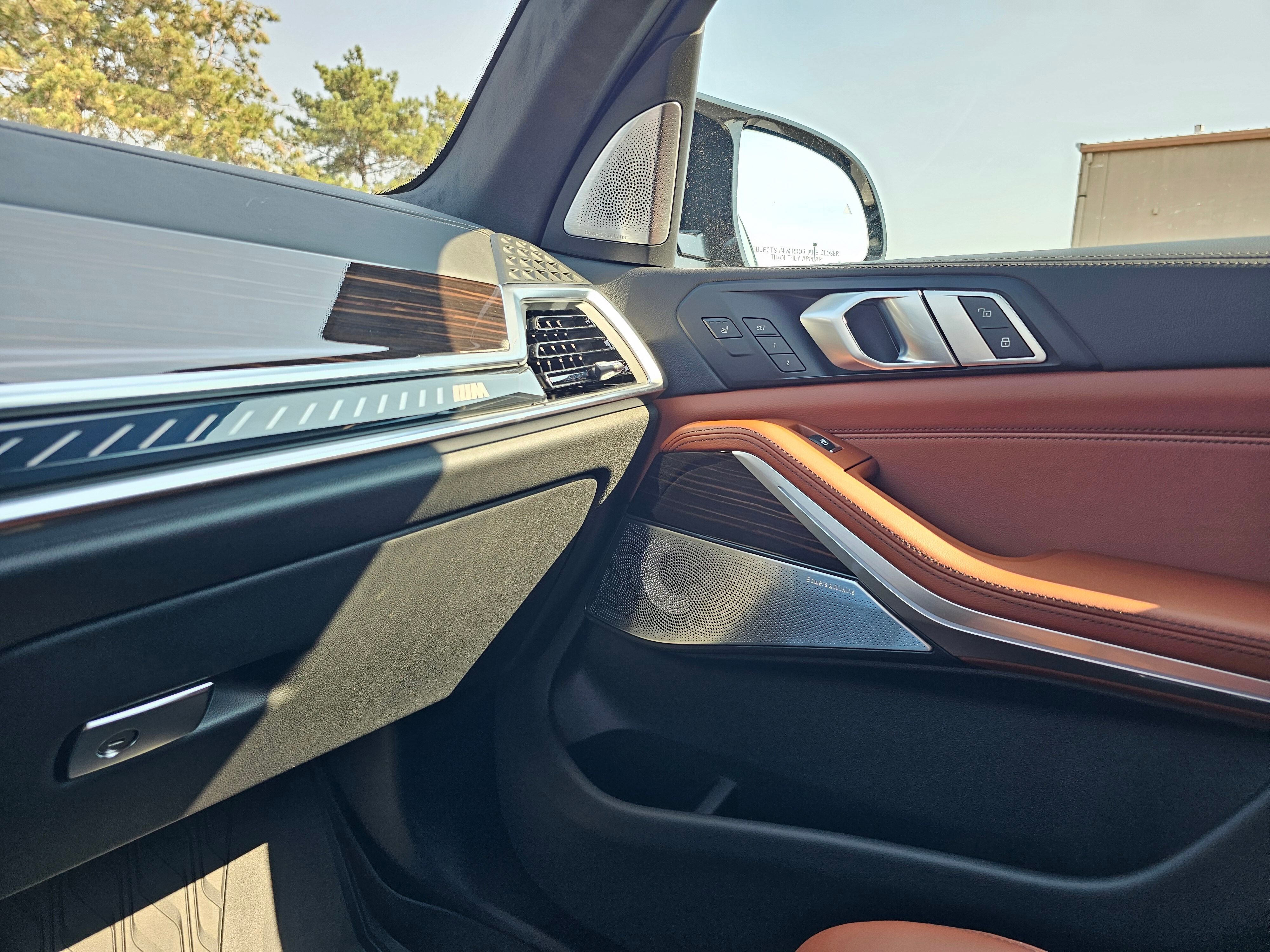 New 2026 BMW X7 M60i image 25