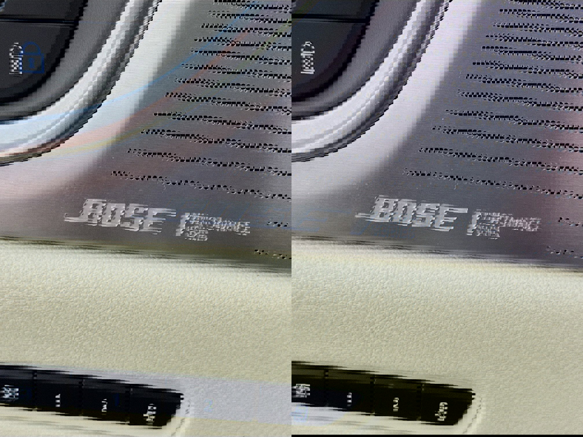 Used 2020 Cadillac XT6 Premium Luxury image 4