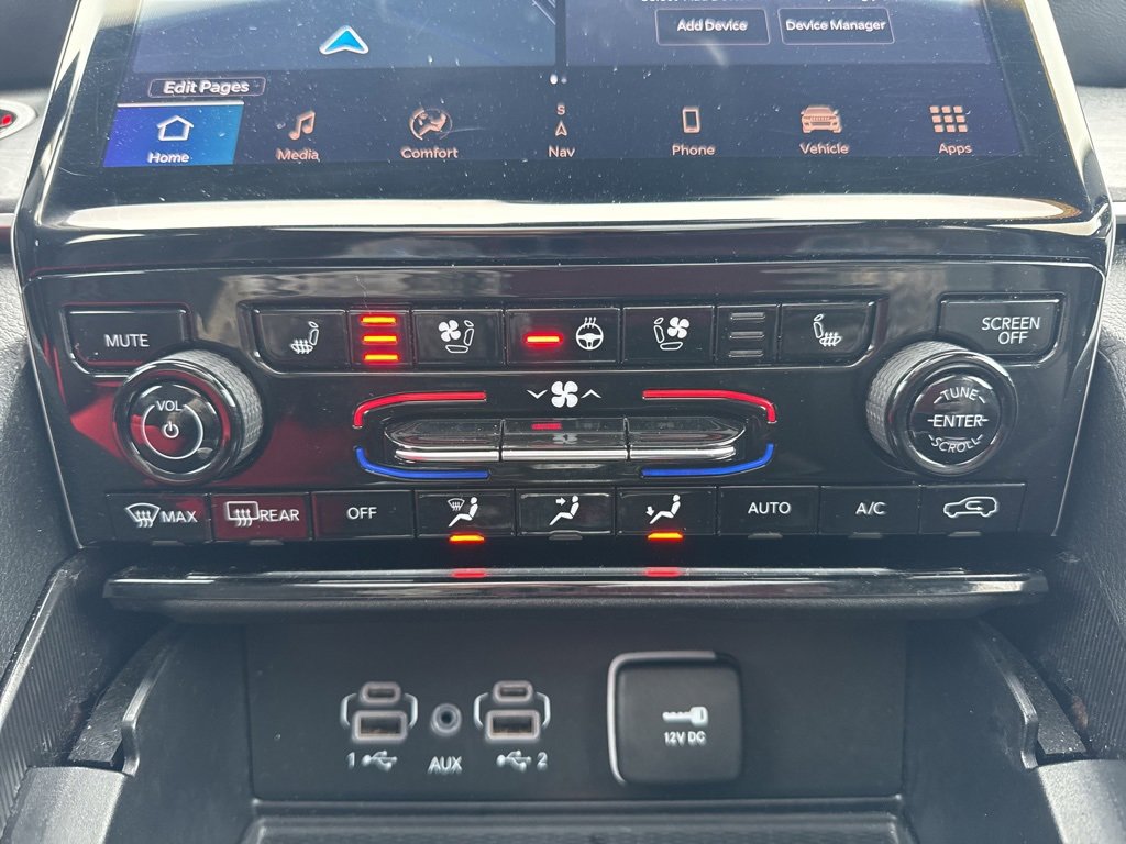 Certified 2024 Jeep Grand Cherokee L Limited w/ Luxury Tech Group II image 19