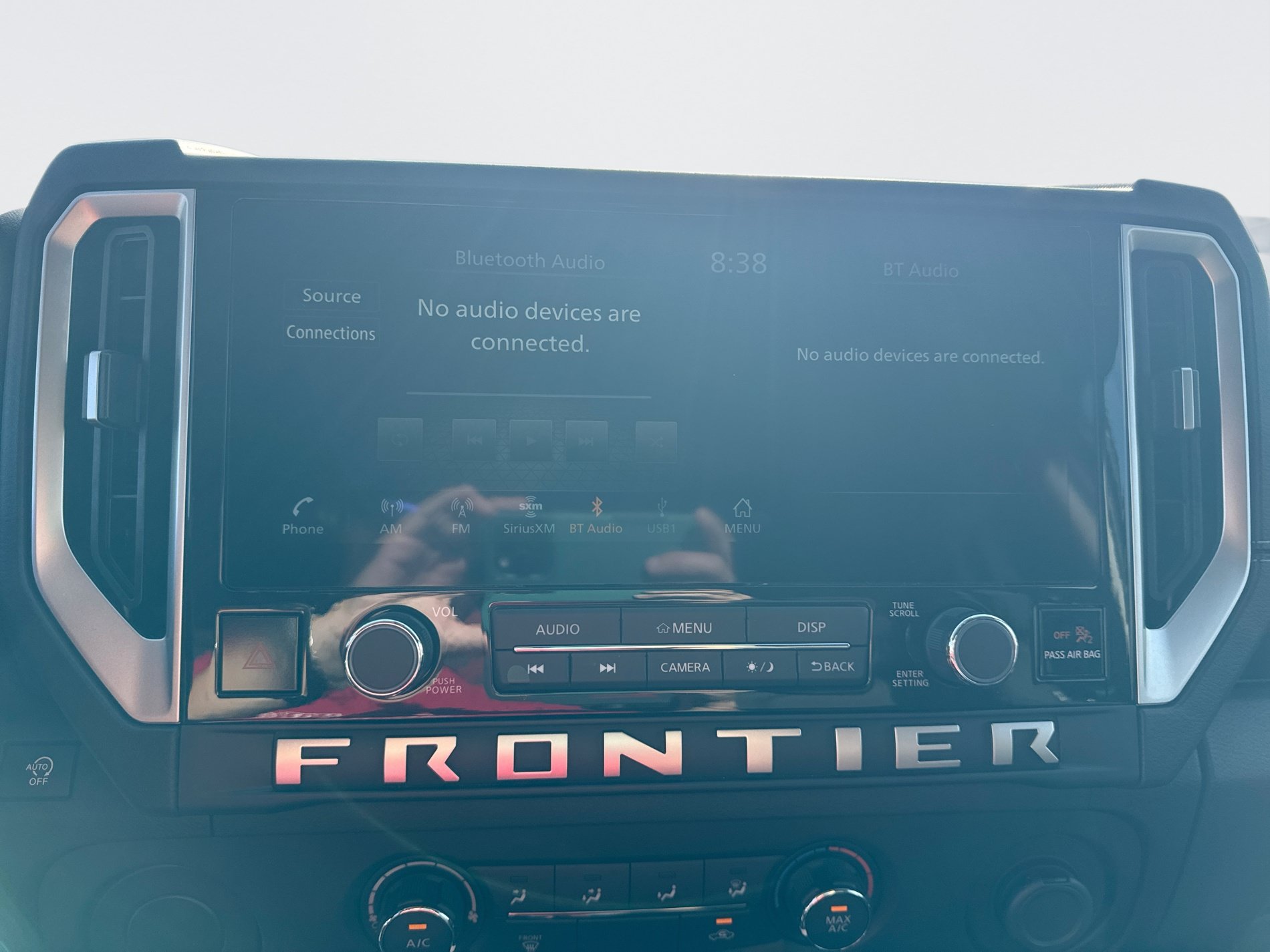 Certified 2025 Nissan Frontier SV RWD image 18