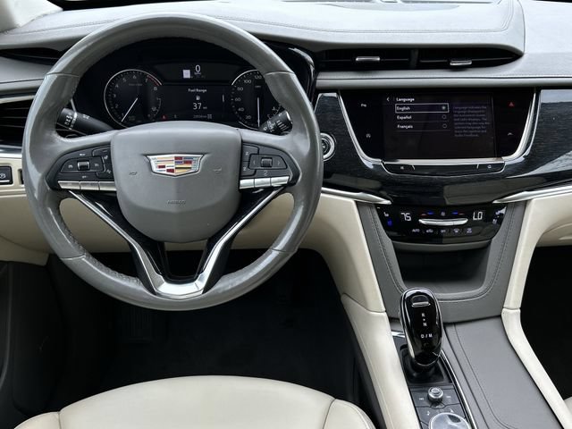 Used 2023 Cadillac XT6 Premium Luxury AWD/4WD image 11