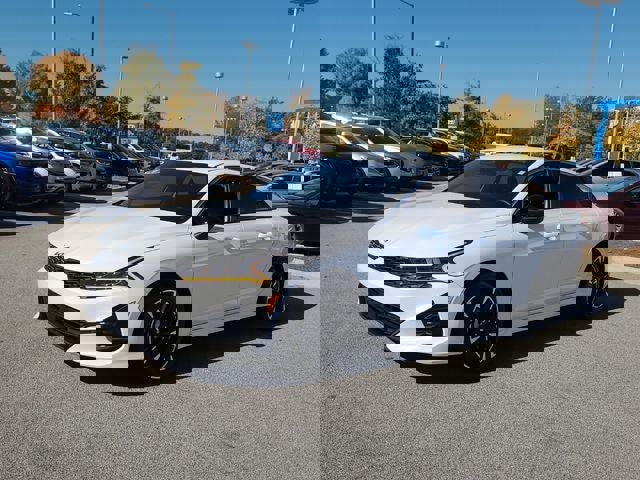 Used 2024 Kia K5 GT-Line w/ GT-Line Premium Package image 3