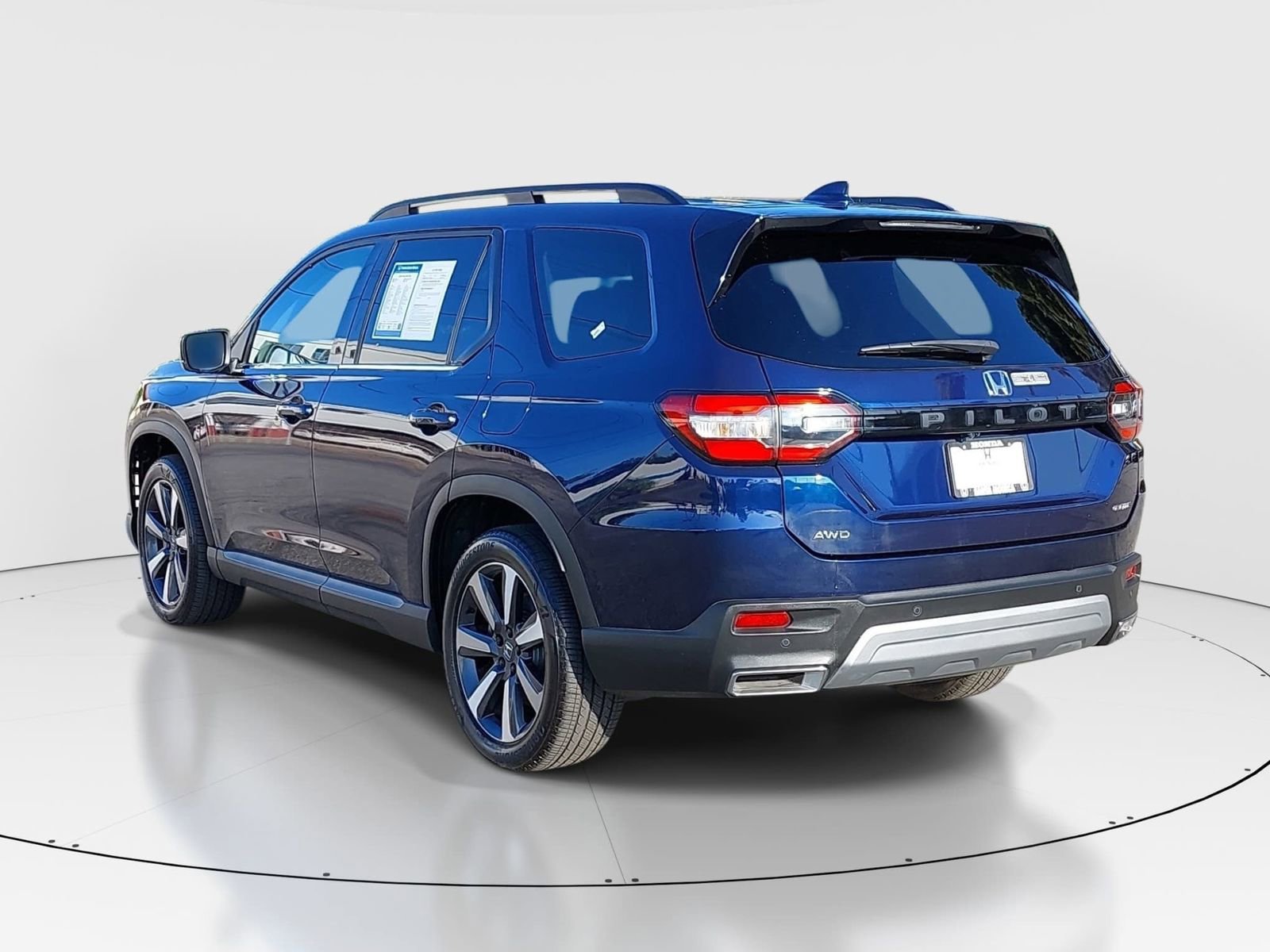 Certified 2023 Honda Pilot Elite image 7