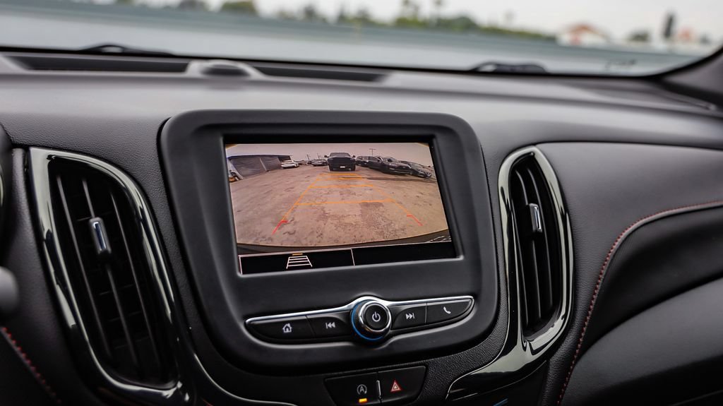 Used 2022 Chevrolet Equinox RS FWD image 28