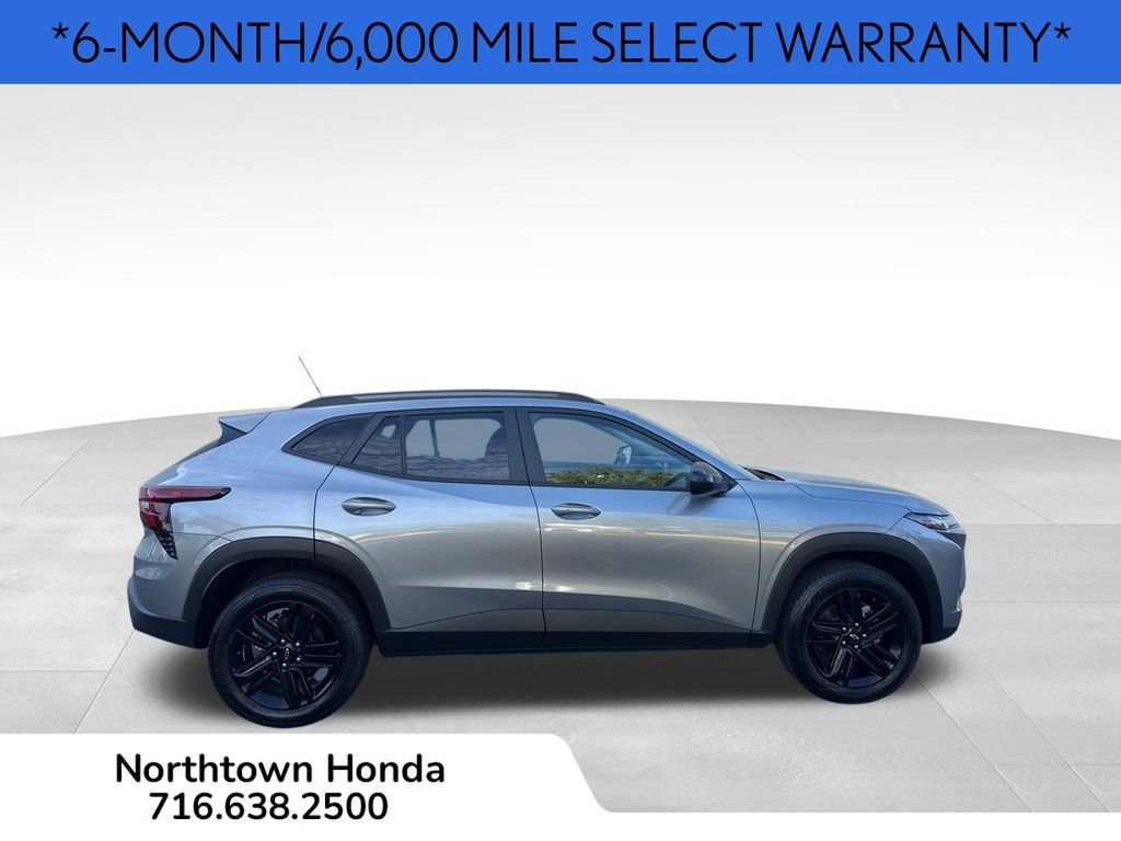 Used 2024 Chevrolet Trax ACTIV w/ Driver Confidence Package image 3