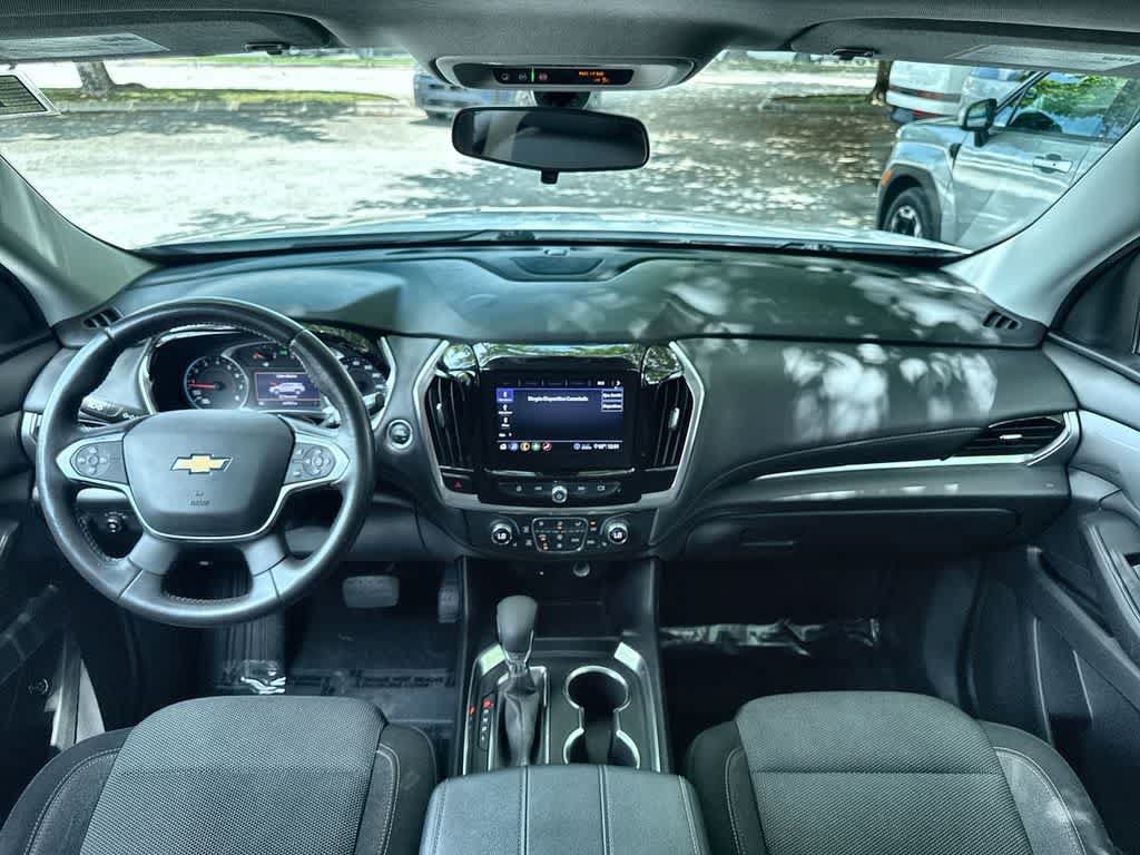 Used 2021 Chevrolet Traverse LT FWD image 24