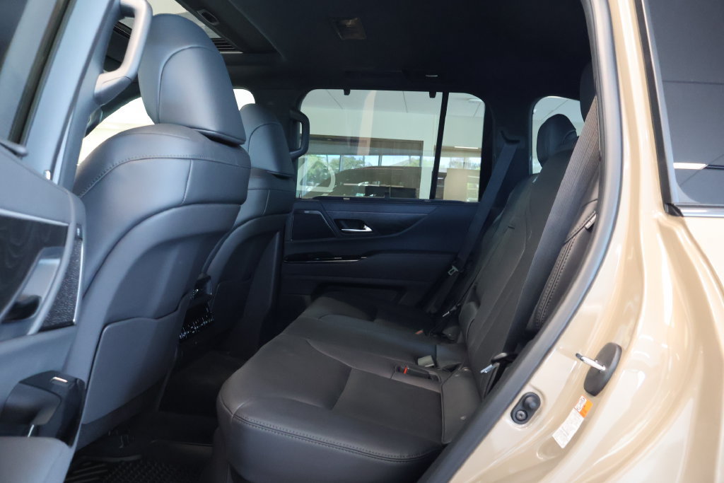 New 2026 Lexus LX 700h Overtrail AWD/4WD image 6