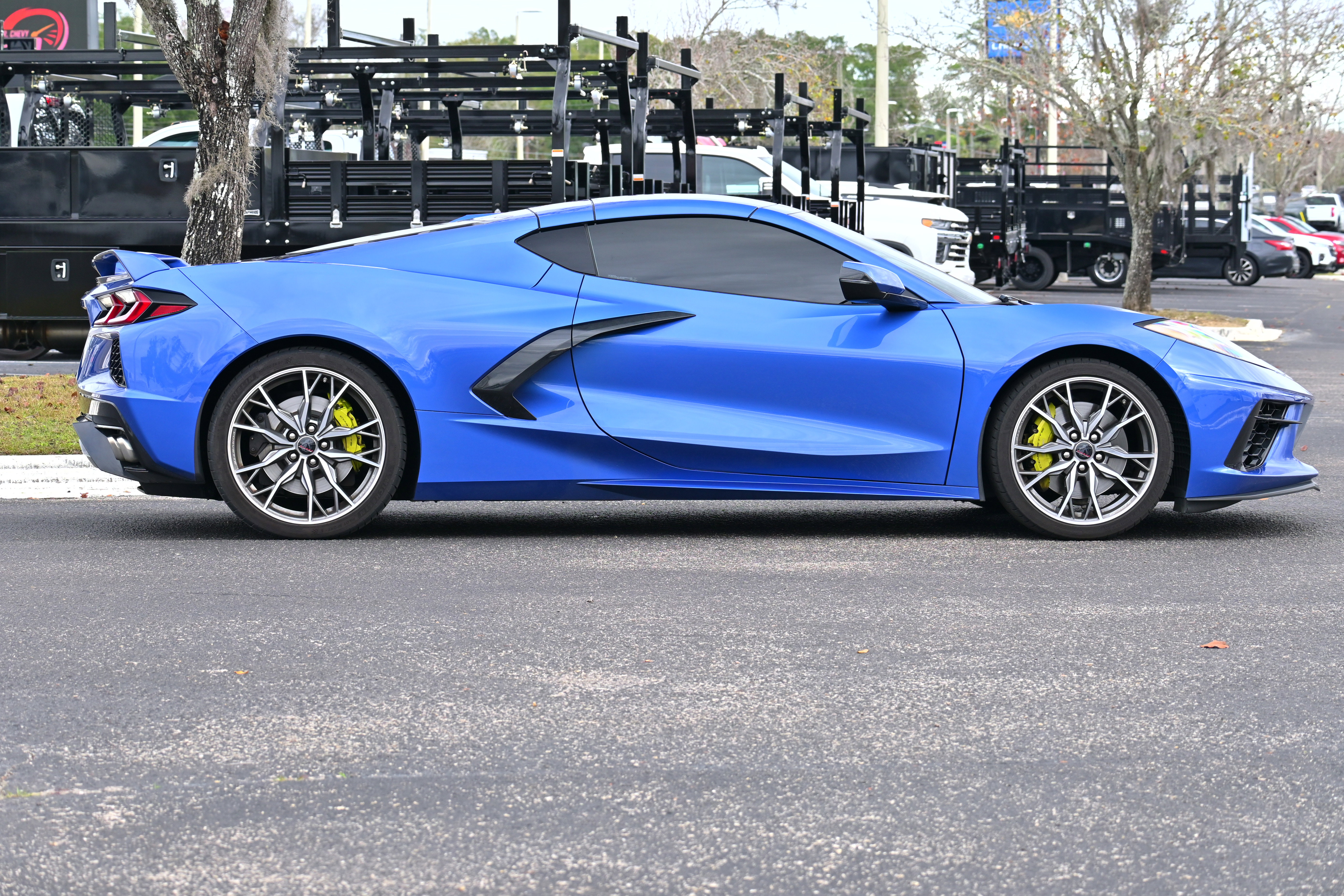 Used 2023 Chevrolet Corvette Stingray Premium Cpe w/ Z51 Performance Package RWD image 7