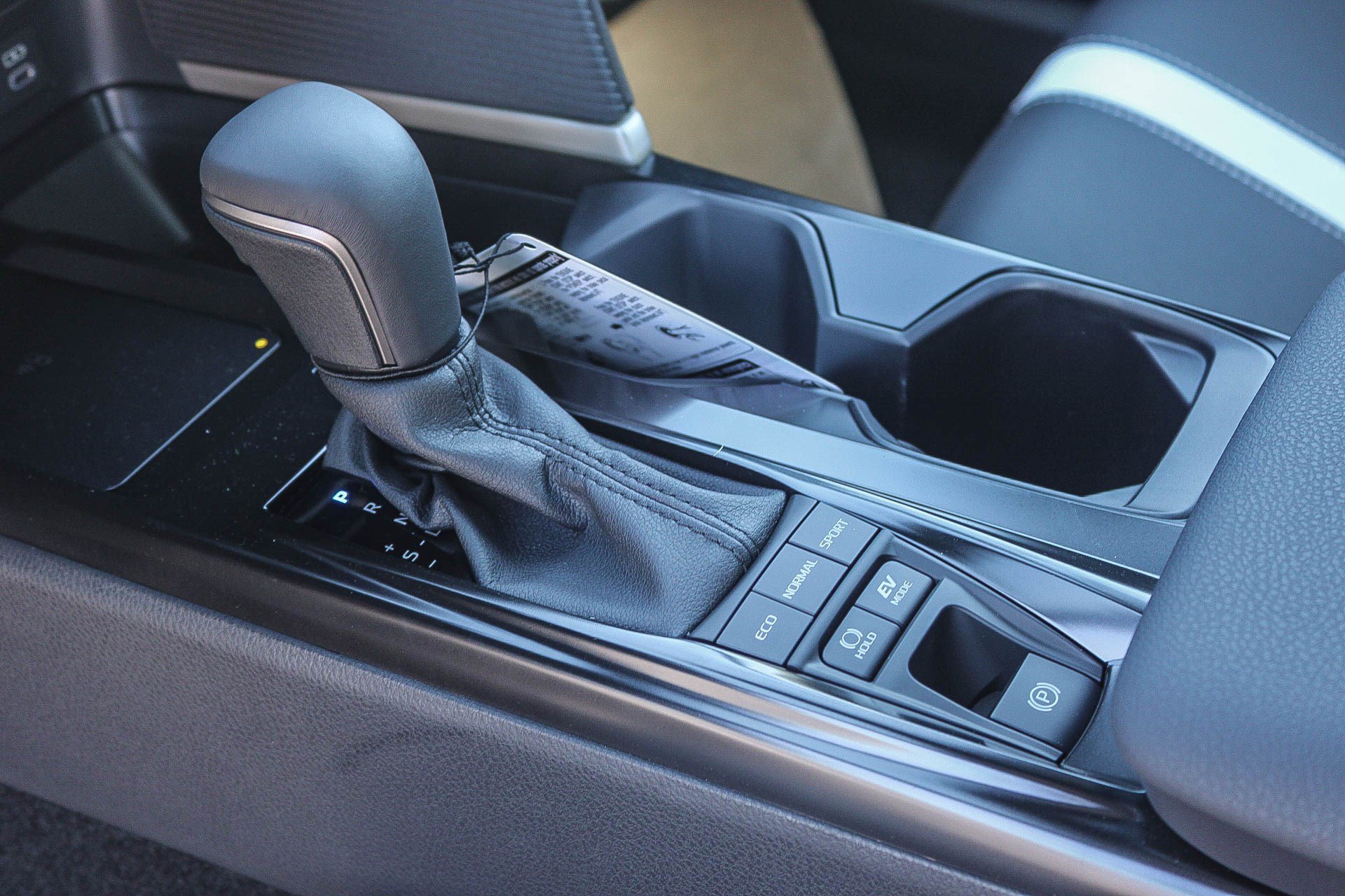 New 2026 Toyota Camry SE w/ Multimedia Upgrade Package FWD image 22