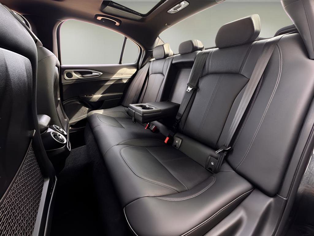 Used 2024 Alfa Romeo Giulia Ti image 21