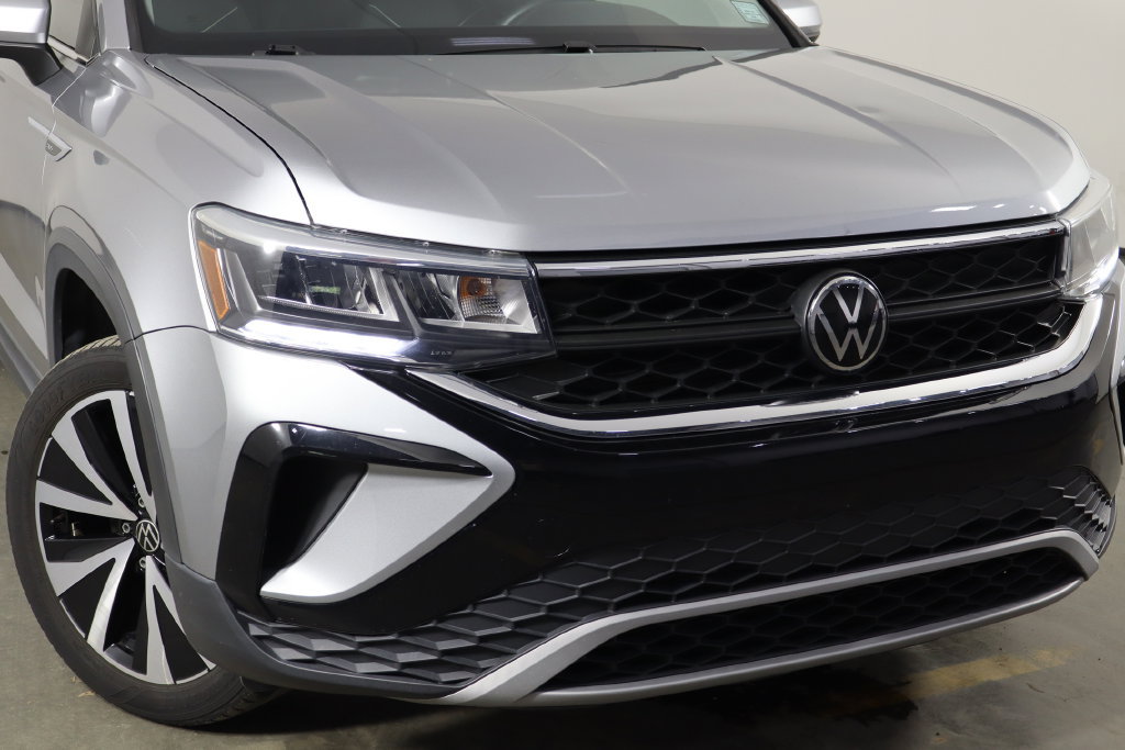 Used 2023 Volkswagen Taos SE FWD image 46