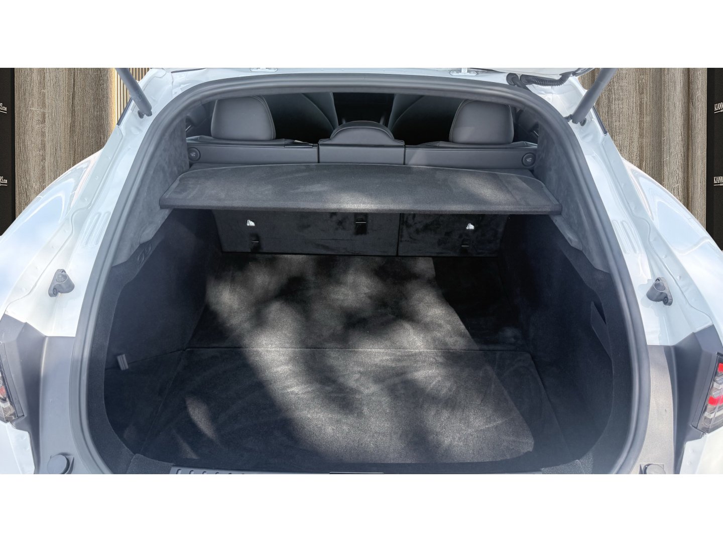 Used 2024 Tesla Model S AWD/4WD image 14
