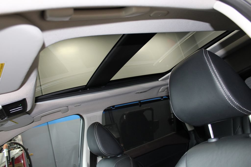 Used 2023 Nissan Rogue SL w/ SL Premium Package FWD image 22
