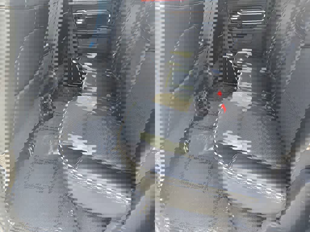 Used 2024 RAM 2500 Laramie image 13