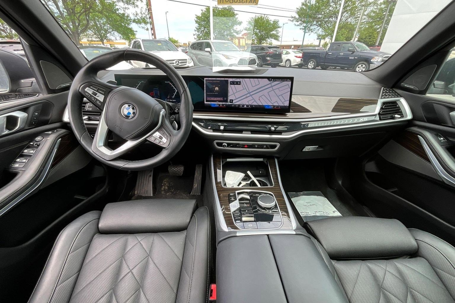 Used 2024 BMW X5 xDrive40i AWD/4WD image 7