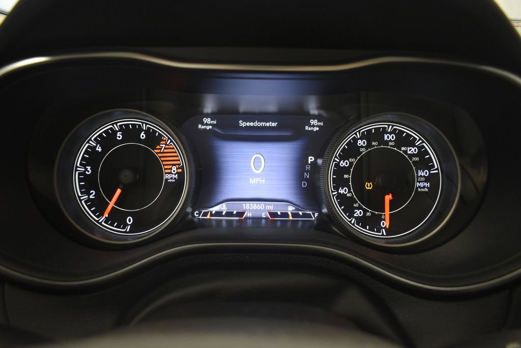 Used 2019 Jeep Cherokee Trailhawk w/ Cold Weather Group image 47