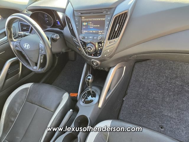 Used 2015 Hyundai Veloster Turbo FWD image 16