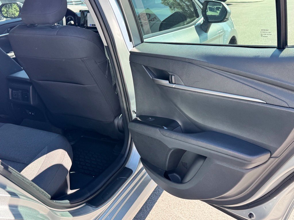 Used 2025 Toyota Camry LE FWD image 26