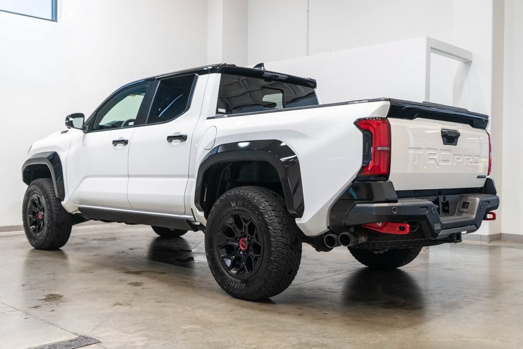 Used 2025 Toyota Tacoma TRD Pro AWD/4WD image 8