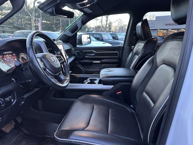 Used 2023 RAM 1500 Laramie AWD/4WD image 10